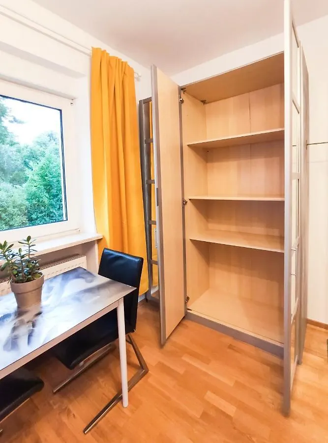 Modernes Zimmer Am Park Mit Garten, Huehner & Enten Mnichov Německo